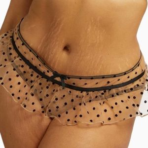 Playful promises -Gabi Fresh polka dot panties